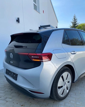 Volkswagen ID.3 cena 93555 przebieg: 84417, rok produkcji 2020 z Lublin małe 326